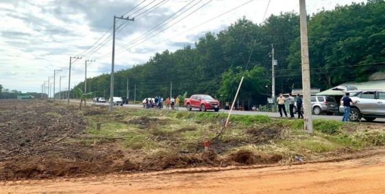 Đất mặt tiền lớn 750tr/ lô (DT ngang 11x60) thổ cư 100m2. bán lỗ hơn 500tr(c