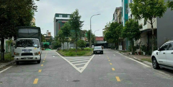 Bán đất KDC Lê Thanh Nghị, TP Hải Dương, 63m2, mặt tiền 4.5m, đường 13.5m, giá r