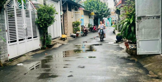 TT GÒ VẤP NGAY LOTTE NGUYỄN VĂN LƯỢNG - HẺM XE HƠI LT - DT 45M2 3PN  NỞ HẬU -