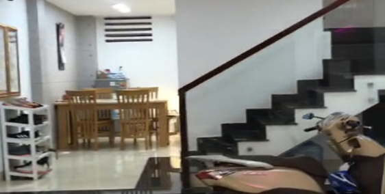 Bán nhà mặt tiền đường 28 Phường 6 Quận GV, 5 tầng, Đ.Xe Tăng, giá giảm còn 8.9