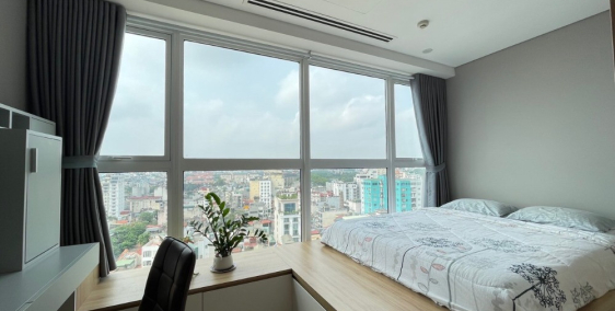 Thuê căn hộ 3PN dủ nội thất giữa lòng Thủ Đô & bể bơi & gym thoáng đã