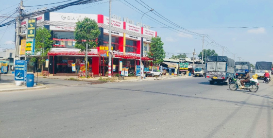 Chính chủ bán lô đất thổ cư 100m2 chỉ 599tr, mặt tiền đường Phùng Hưng