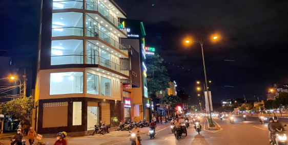 Bán Nhà 3 mặt tiền Phạm Văn Đồng Phường 1 Quận Gò Vấp