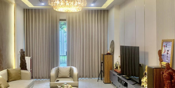 Nhà đẹp Nguyễn Văn Cừ, Long Biên, Dt 79 m2, 5 Tầng, Mt 5m, Gara Ô tô, Ở Kd Vp