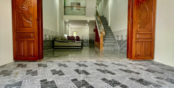 bán nhà ngay UBND Tân Hiệp Tân Uyên Bình Dương. còn thương lượng  chính chủ.