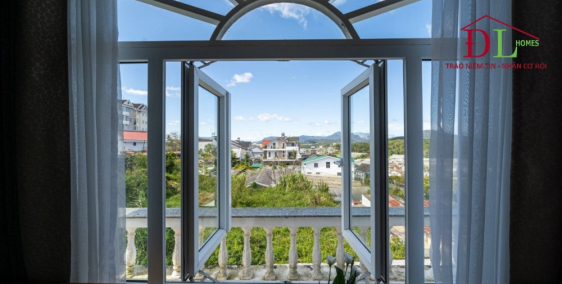 Bán 490m2 biệt thự Hùng Vương  Đà Lạt view đẹp giá 25 tỷ