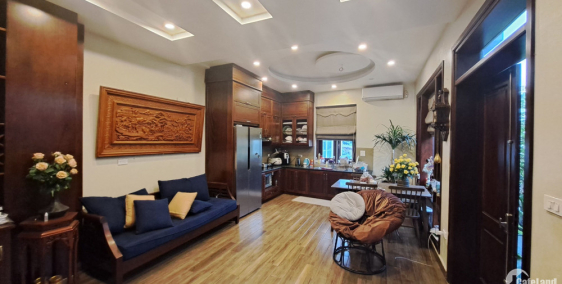 Biệt thự Ngô Gia Tự LB Dt 96m2x4T Mt 7m Gara Tặng N.thất Ở Kd Vp Đ.tư 8 tỷ