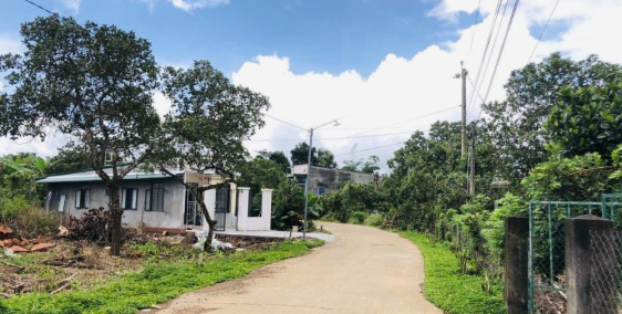 Chủ vỡ nợ bán gấp 1 mẫu (10.000m2) đất vườn 2 mặt tiền đường 12m ngay BP, Shr