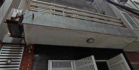 Hoàng Sâm: Bán nhà 31m, 3P. Ngủ, nhà đẹp miên man. Giá: 3,4 tỷ