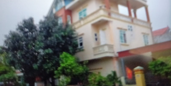 Bán nhà 3 tầng mặt đường trung tâm đồ sơn, gần khu du lịch quốc tế đồi rồng.