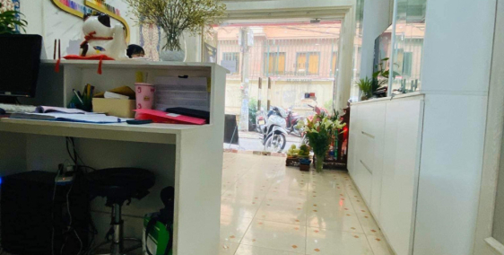 Bán nhà khu phân lô vip phố Huỳnh Thúc Kháng, 40m, 4 tầng, ô tô tránh kinh