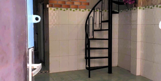 Cho thuê nhà nguyên căn 1T1L 80m2 2pn đường 8 Linh Tây