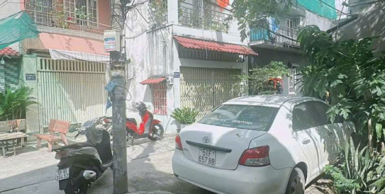 BÌNH TÂN GIÁP TÂN PHÚ - GẦN AEON - HẺM XE HƠI - NHÀ 2 TẦNG - 4 X 14 - Zá 2T950