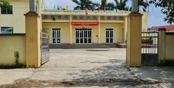 Trung Oai, Tiên Dương cạnh công viên Kim Quy, ra cầu Nhật tân giá hữu nghị