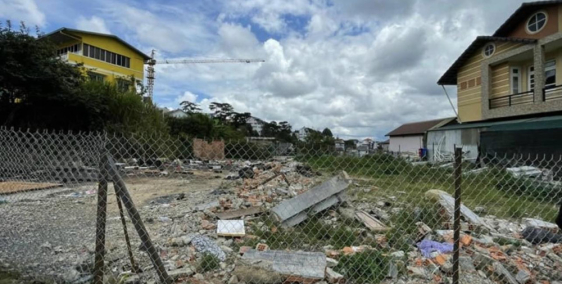 Bán đất mặt tiền đường Nam Hồ P11 Đà Lạt 660m2