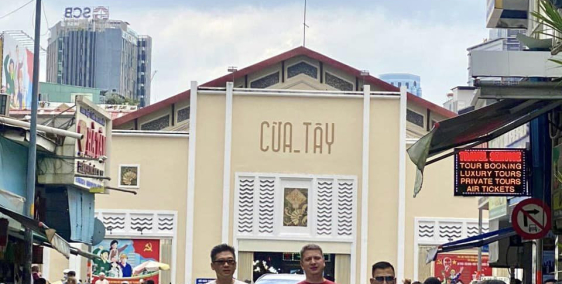 Bán gấp Khách Sạn 10 tầng mặt tiền Chợ Bến Thành, Quận 1 123 tỷ tl chính chủ