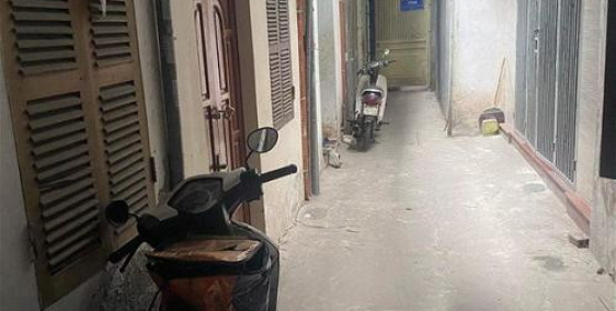  GIÁ CẮN LƯỠI, 1.93  tỷ hộ khẩu Đống Đa, trung tâm phố, nhà 2 tầng vuông đẹp