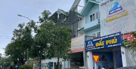 BÁN NHÀ 4 TẦNG, 2 MẶT ĐƯỜNG RỘNG 19.5M