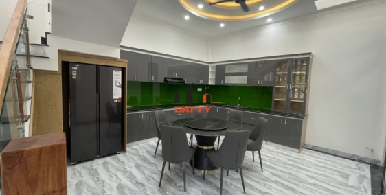 Nhà 1 mê mới  hẻm 120 Y Wang ngay cổng sau đại học Tây Nguyên