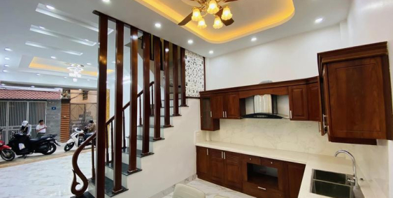 ĐỐNG ĐA,  Ô TÔ NGỦ NHÀ, 5 TẦNG,  4 NGỦ, NGÕ THÔNG, Ở KẾT HỢP KINH DOANH TỐT