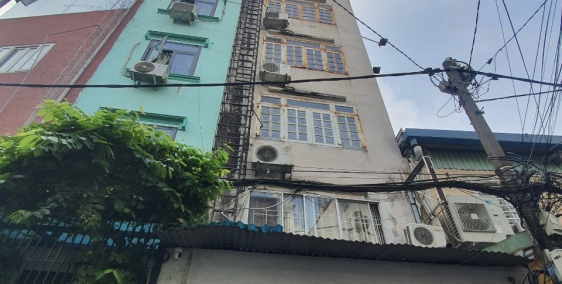 GĐ cần bán gấp nhà mặt tiền Hoàng Văn Thụ, p4 Tân Bình