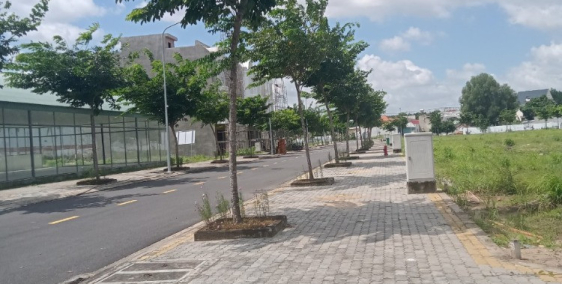 BÁN NHÀ, ĐẤT NGAY KHU NHÀ Ở  ĐẠI KHÁNH BÌNH