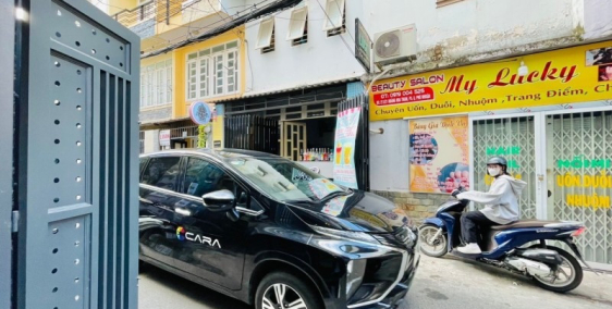 Bán nhà! Hoàng Hoa Thám, 5 Tầng hoàn công đủ, HXH 7 chổ, Chỉ 3.x Tỷ