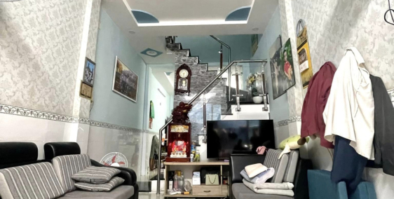 ĐỐI DIỆN LOTTE MART - HÀNG XÓM CITY LAND - SÁT Ô TÔ, KHU DÂN TRÍ CAO - 31M2, 2