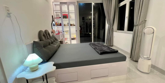 Siêu hiếm _ bán gấp _ toà căn hộ cao cấp _ full nội thất _ trung tâm Hải Châu