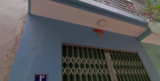 Bán nhà Cầu Giấy: 32mx5 tầng, ngõ nông, tặng nội thất-3,2 tỷ