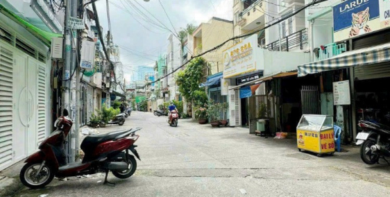 Bán nhà riêng hẻm xe tải 273/ Đường Tô Hiến Thành, Phường 13, Quận 10, Tp.HCM