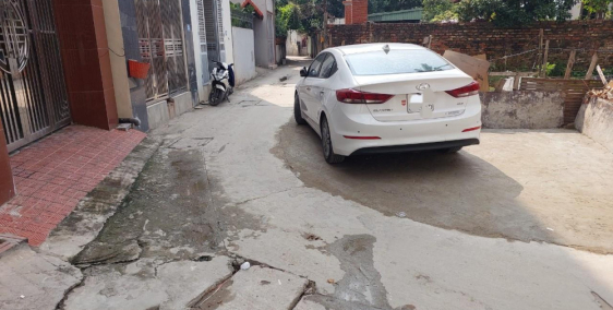 Bán gấp Đất yên Vĩnh, Kim Chung, 46.5m, ô tô giá 2.3x tỷ