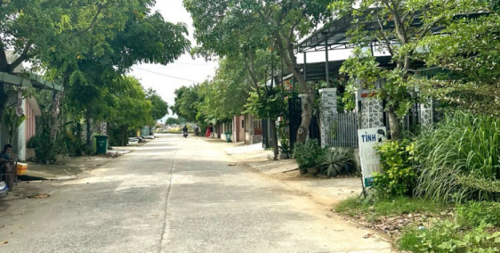 Điện Hồng ngang 7m bán lỗ thu hồi vồn còn hơn 500 nhanh tay liên hệ em