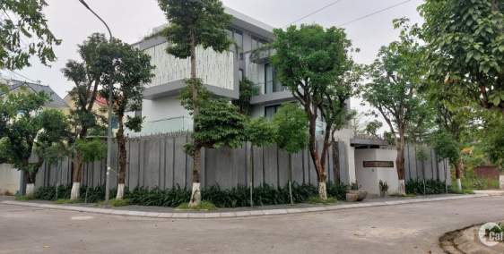 Biệt thự lô dốc view vườn hoa khu ĐT Hà Phong - sổ đỏ cắt lỗ 26tr/m