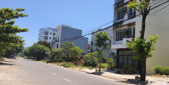 Bán nhà Chính Hữu, 120m2, đường 10m5 lề 5m, sát biển Phạm Văn Đồng, Hiếm, nhỉnh