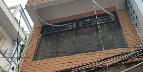 Bán nhà Trần Phú, P4, Quận 5 DT: 21m2 x 3 tầng (4.7 x 5) Giá: 4.5 tỷ TL