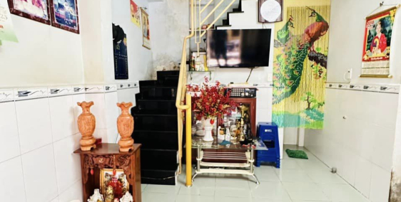 Bán nhà Trịnh Đình Trọng, Phú Trung, Tân Phú. DT: 15m2 x 2 tầng ( 3 x 5 ) Giá: