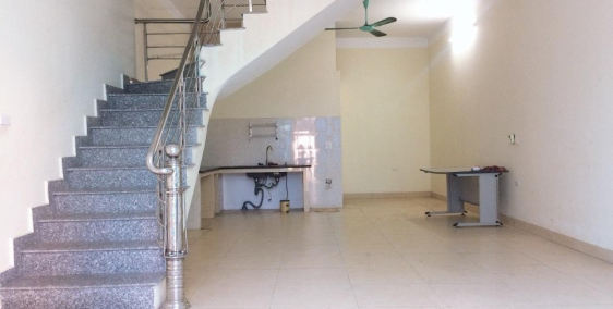 Cho thuê nhà 3 tầng Thạch Bàn - Long Biên – Hà Nội 6.5 triệu