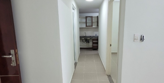 Chính chủ cần bán căn hộ Lotus Garden 2pn, giá 2 tỉ 550tr, đã có sổ hồng đầy đủ