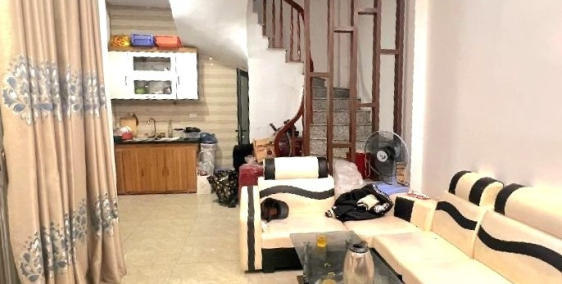 Bán nhà Hoàng Mai, Lĩnh Nam 30m2 x 5T, Chỉ 2.8 tỷ