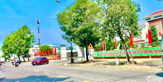 Xuyên Tây, 210m2, đường oto, sẵn sổ. Giá 6xx