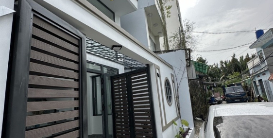 Quận 7 Lexus ngủ trong nhà – 5 tầng 5x12m – Chỉ nhỉnh 8 TỶ