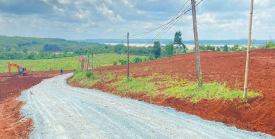 CHỉ 379tr sở hữu lô đất view hồ bao đẹp, không khí mát mẻ thích hợp làm homestay