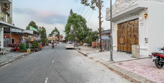 NHÀ 2 LẦU SÂN THƯỢNG 5 x 19 MỚI ĐẸP KHU VH TÂY ĐÔ