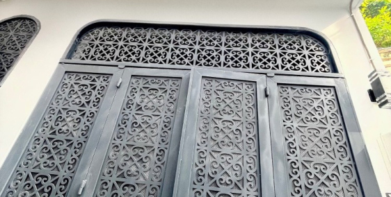 Nhà hẻm 8m, đường Lê Trọng Tấn, Tân Phú, 3.2 x 8.5 m, 2 tầng, 3.59 tỷ