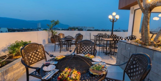 Cho thuê nhà toà căn hộ 5 tầng khu phức hợp đô thị cao tầng, view Sông Hàn