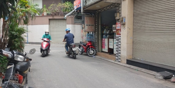 Cần cho thuê gấp nhà nghĩa hoà, gần chợ