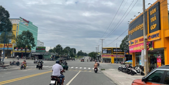 Cuối năm kẹt tiền bán gấp nền đất sổ hồng ngay DT 741 Hòa Lợi Bến Cát