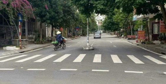 Bán đất đường nhánh đường Thanh Bình, TP HD, 72m2, mt 4m, hướng nam, đường 17m c