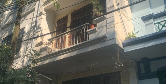 Bán nhà phố Trần Khát Chân, 110m2 x 5 tầng, MT 5,2m , giá 9,5 tỷ